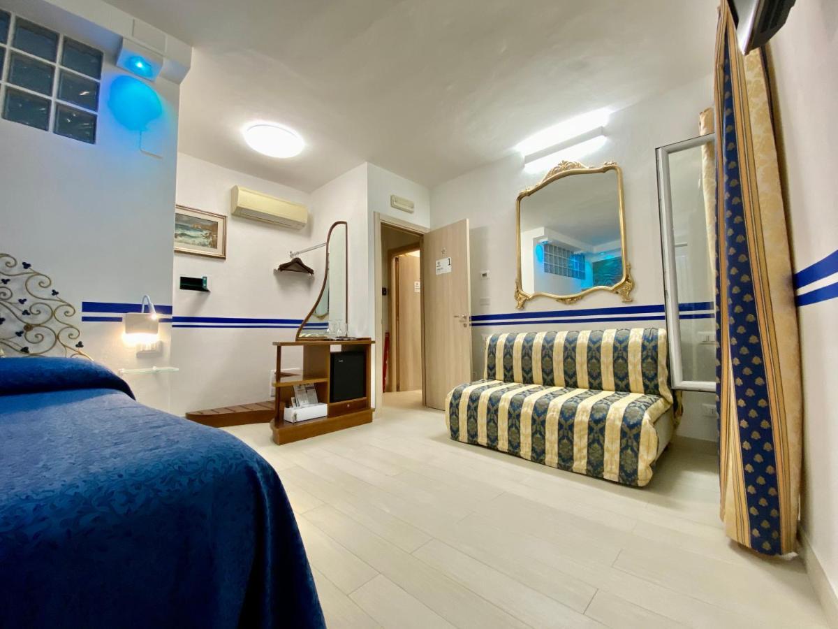Giovanni Rooms Манарола Екстериор снимка