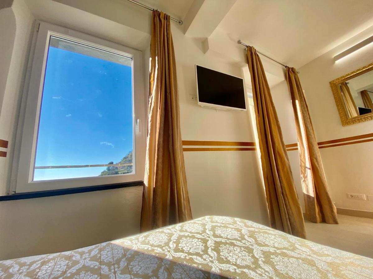 Giovanni Rooms Манарола Екстериор снимка
