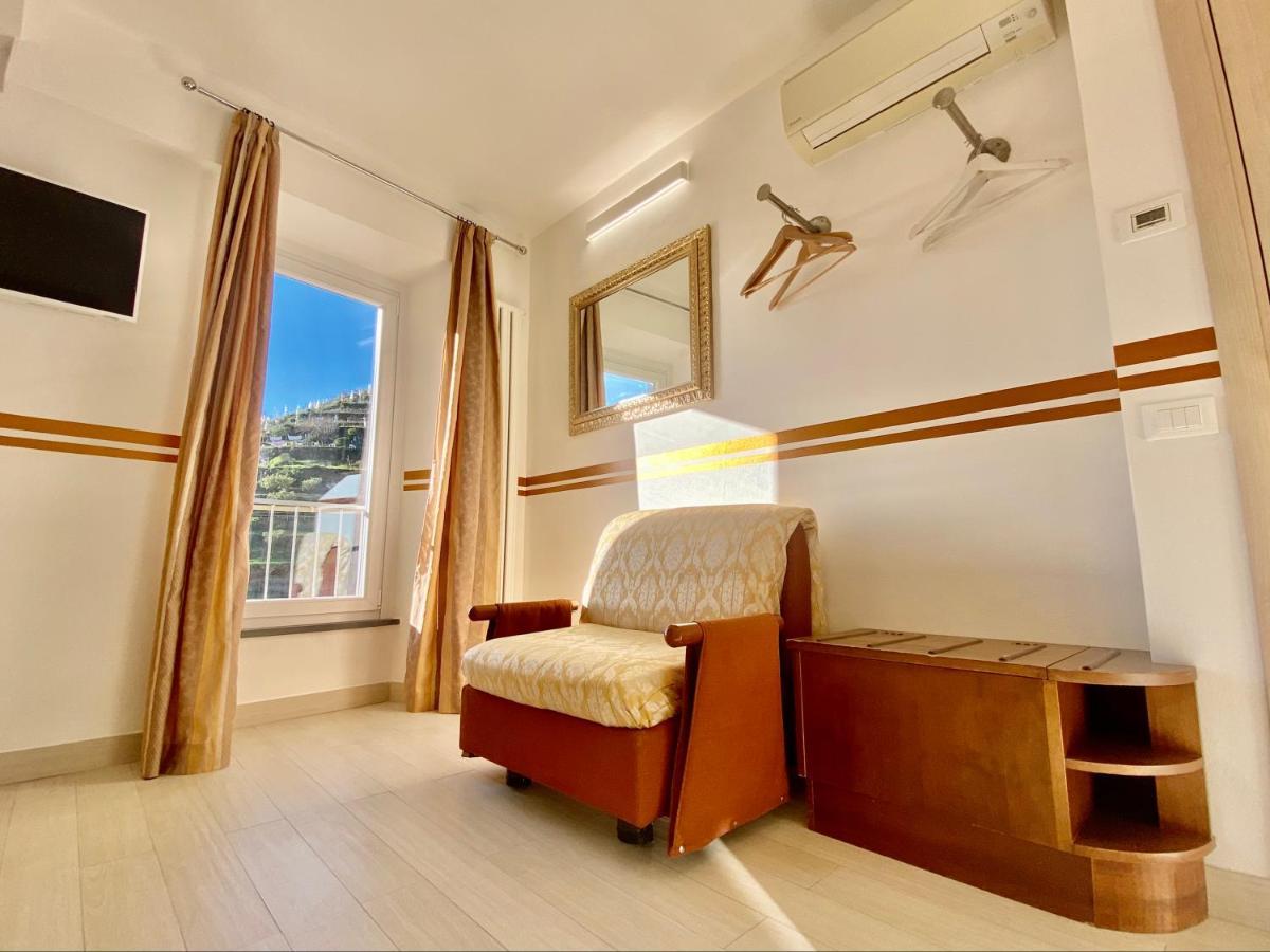 Giovanni Rooms Манарола Екстериор снимка