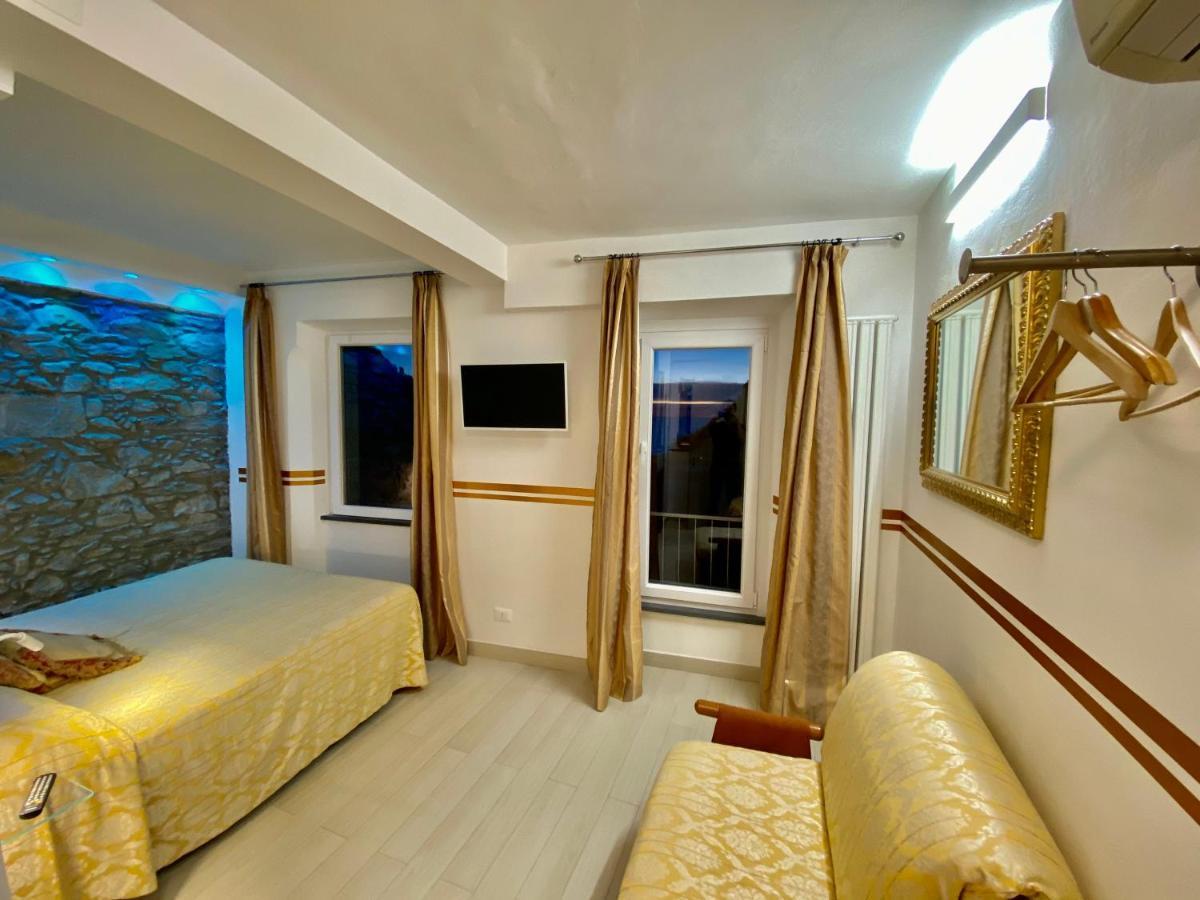 Giovanni Rooms Манарола Екстериор снимка