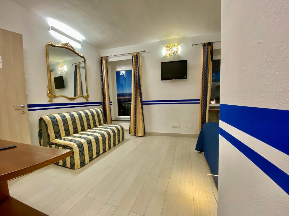 Giovanni Rooms Манарола Екстериор снимка